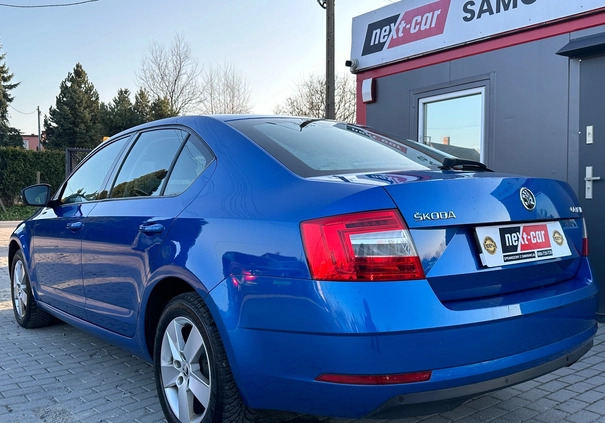 Skoda Octavia cena 53900 przebieg: 177566, rok produkcji 2018 z Byczyna małe 137